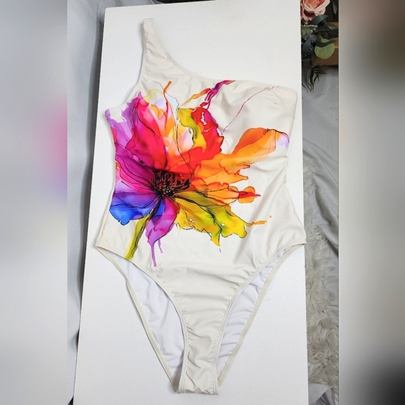 ‼️NEW‼️One-Piece Swimsuit & Cover Up Set 🔥 Trend Of This Summer 🔥 - Picture 11 of 15